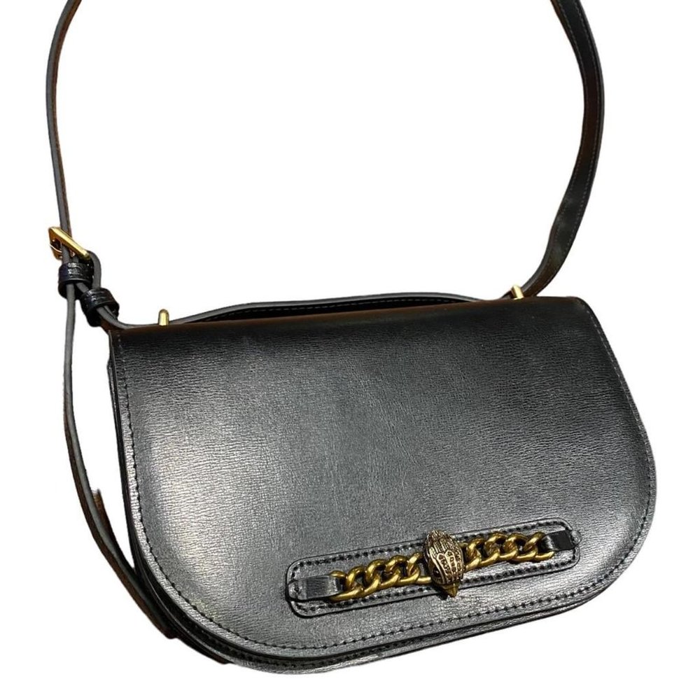 Beautiful classic black leather cross body strap purse in amazing condition